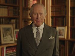 100. Geburtstag von Elizabeth II.: König Charles erinnert an seine verstorbene "liebe Mama"